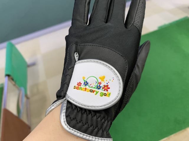 Golf gloves